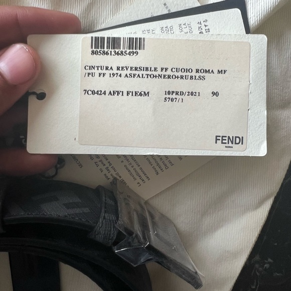 Fendi Belt never worn Authentic 10/10 - Picture 5 of 5